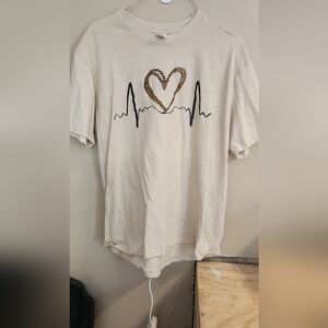 Heartbeat Graphic Men's T-Shirt